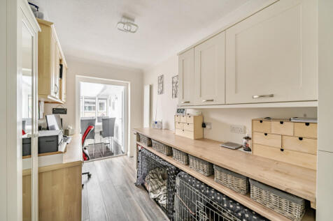 132678213687918b60a836