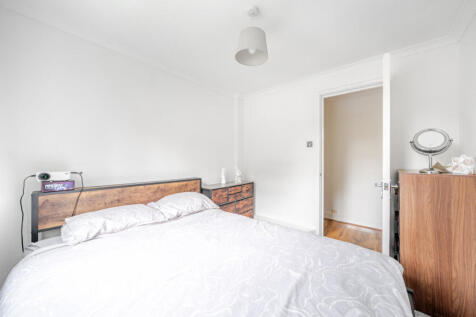 1369469-12-68efaf...