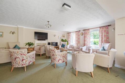 Communal Lounge