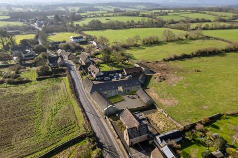 CGI - Longburton barns .jpg
