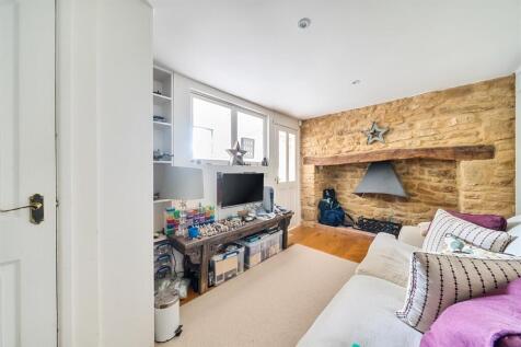 Living room 2
