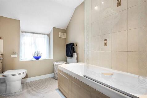 Bathroom.jpg
