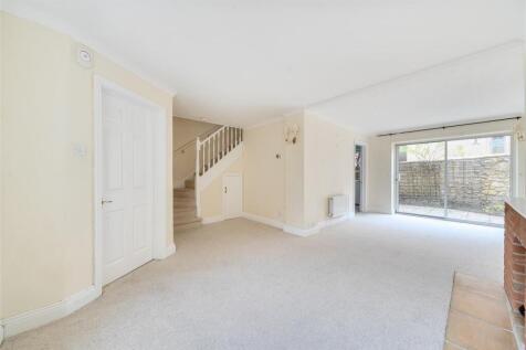 Living/dining room