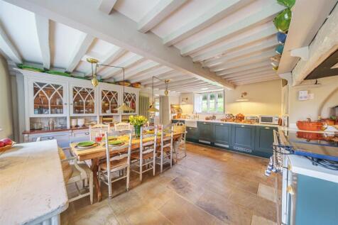 Kitchen diner