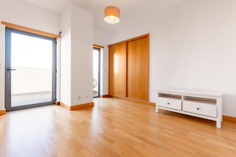 4 Bedroom Duplex