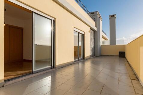 4 Bedroom Duplex