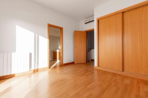 4 Bedroom Duplex