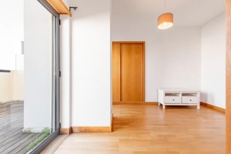 4 Bedroom Duplex