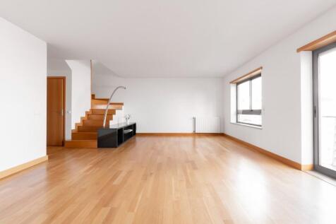 4 Bedroom Duplex