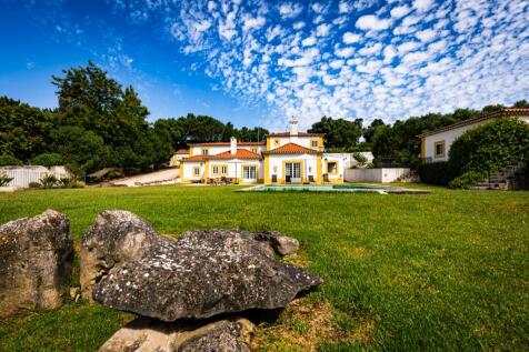 10 Bedroom Villa