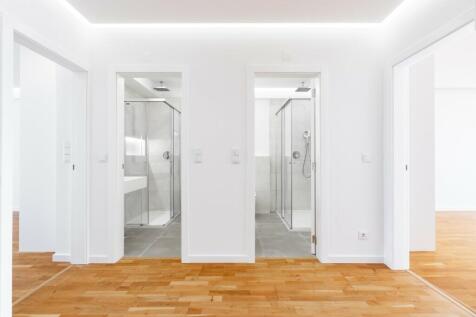 4 Bedroom Flat