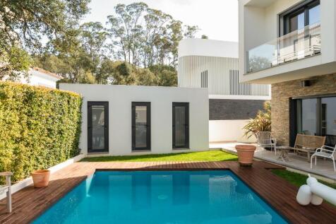 4&#43;1 Bedroom Villa