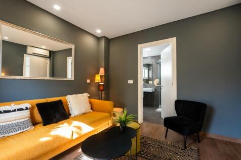 4&#43;1 Bedroom Villa