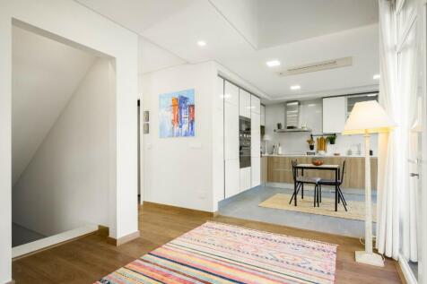 4&#43;1 Bedroom Villa