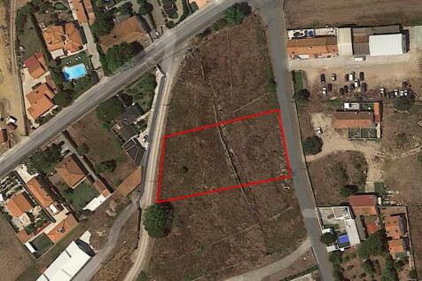 2000m2 plot of land