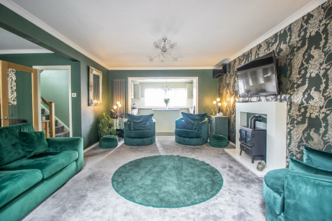 lounge/sitting room