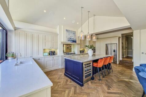kitchen/family room