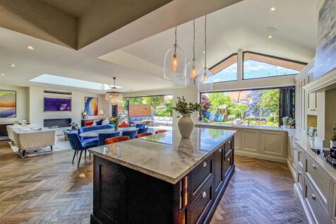 kitchen/family room