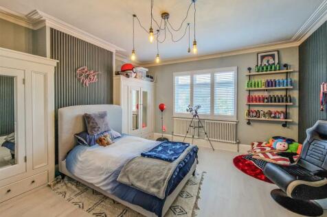 grand double bedroom