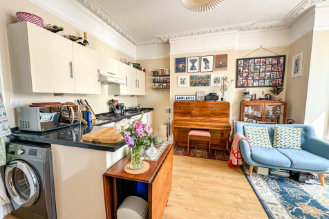 Kitchen/Living Room