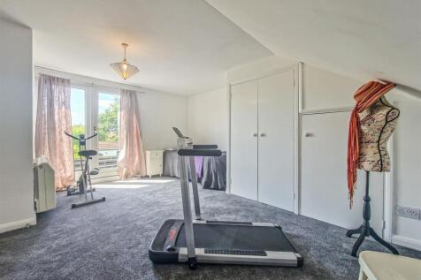 first floor double bedroom
