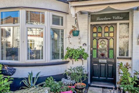 Lovelace Villas
