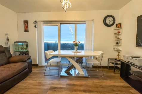 Kitchen/Living Room