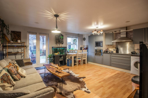 Kitchen/Living Room
