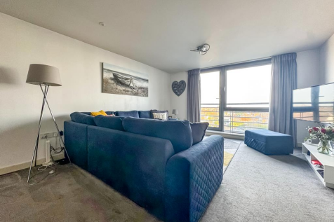 Kitchen/Living Room