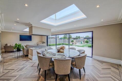 grand sitting room extension