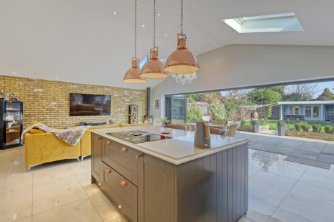 Kitchen/Family Room