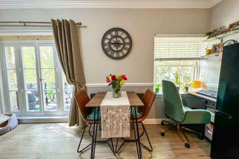 Kitchen/Living Room
