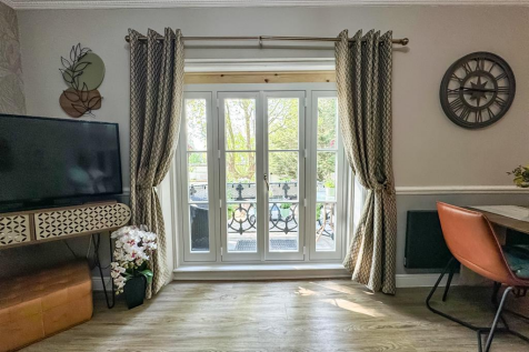 Kitchen/Living Room