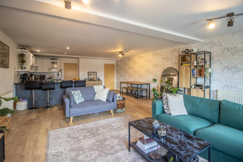 Kitchen/Living Room
