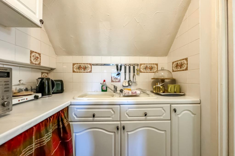 Utility Room/Annex Kitchen