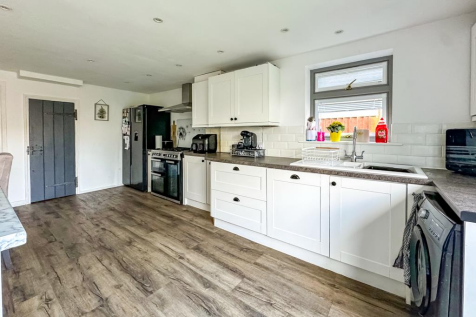 Kitchen/Family Room