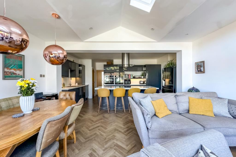 Kitchen/Family Room