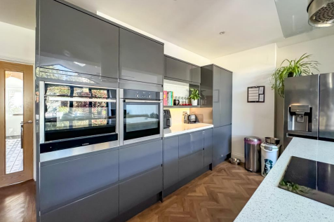 Kitchen/Family Room