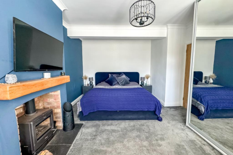 Bedroom/Reception Room