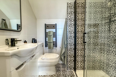 Ensuite
