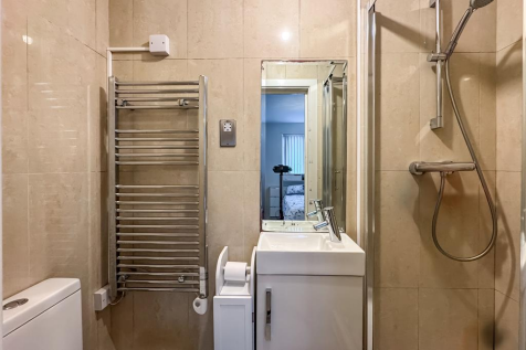 Ensuite