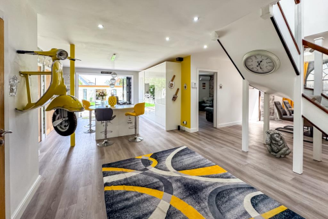 Kitchen/Family Room