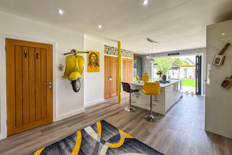 Kitchen/Family Room