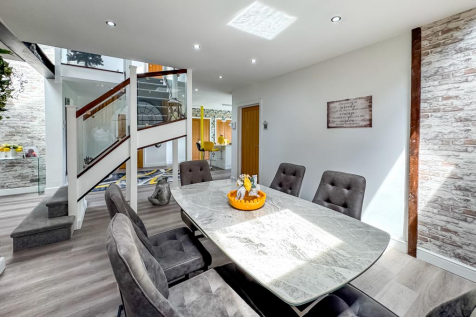 Kitchen/Family Room