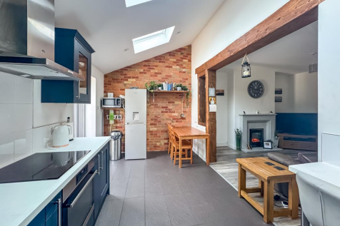 Kitchen/Family Room