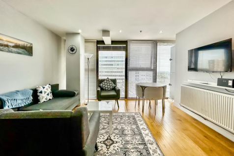 Kitchen/Living Room