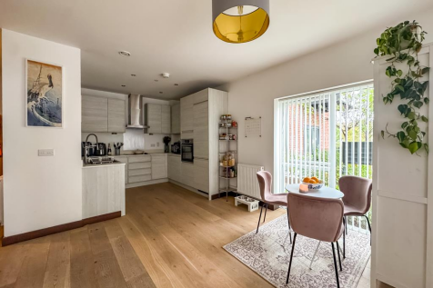 Kitchen/Living Room