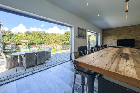 Kitchen/Family Room