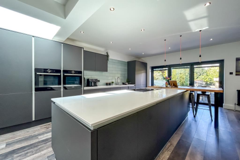 Kitchen/Family Room