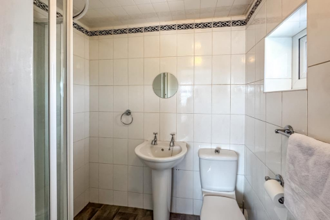 Ensuite Two